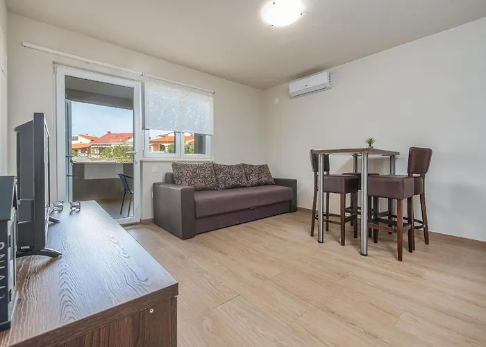 1 Bedroom Amazing In Apartamento