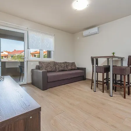 1 Bedroom Amazing In Appartement