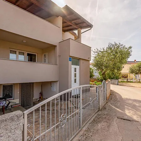 1 Bedroom Amazing In Appartement *