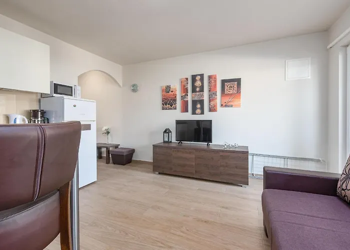 1 Bedroom Amazing In Vir